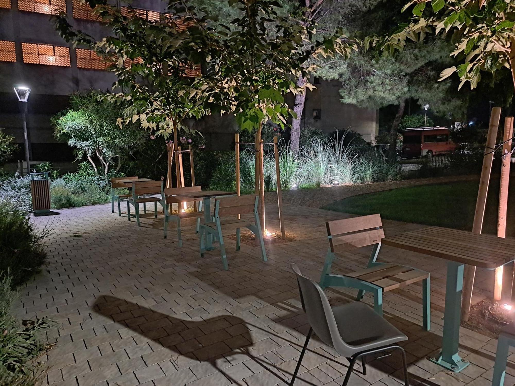 Appartamento - Terrazzo Vivibile Vista Mare, Wi-Fi Gratuito Vallecrosia Buitenkant foto