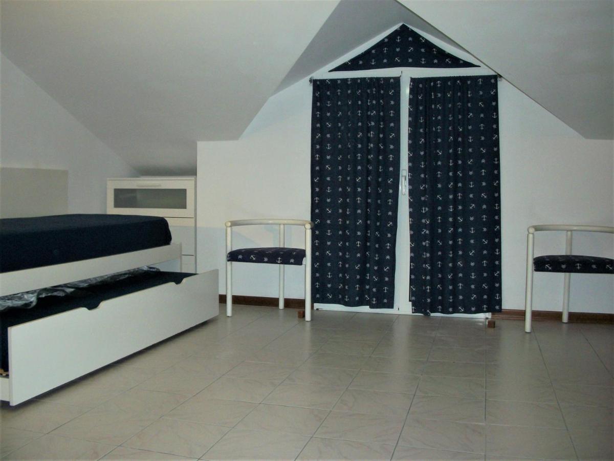 Appartamento - Terrazzo Vivibile Vista Mare, Wi-Fi Gratuito Vallecrosia Buitenkant foto