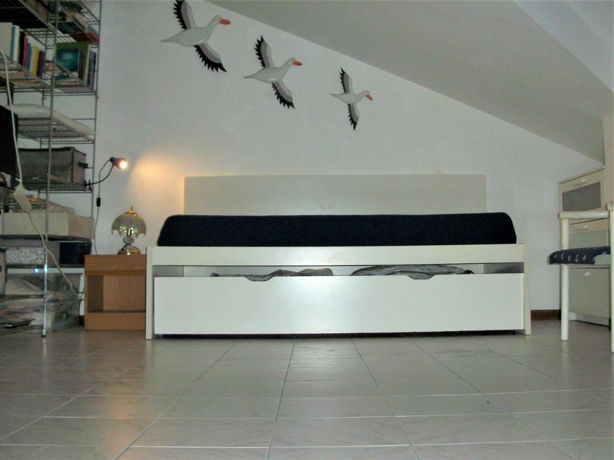 Appartamento - Terrazzo Vivibile Vista Mare, Wi-Fi Gratuito Vallecrosia Buitenkant foto